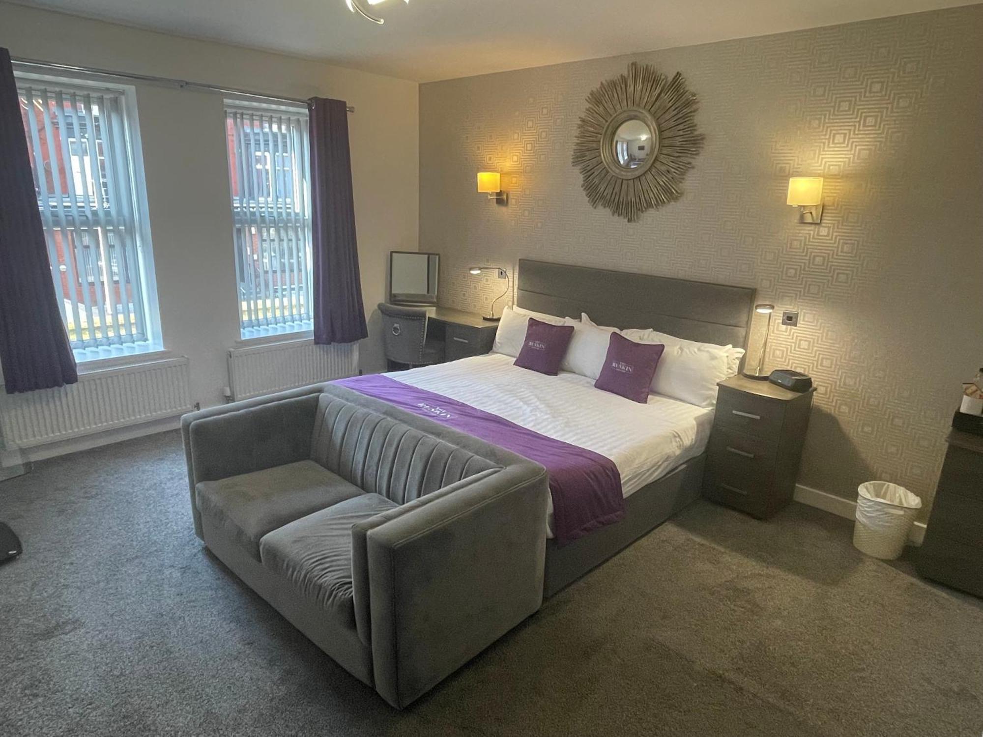 Premier King Room